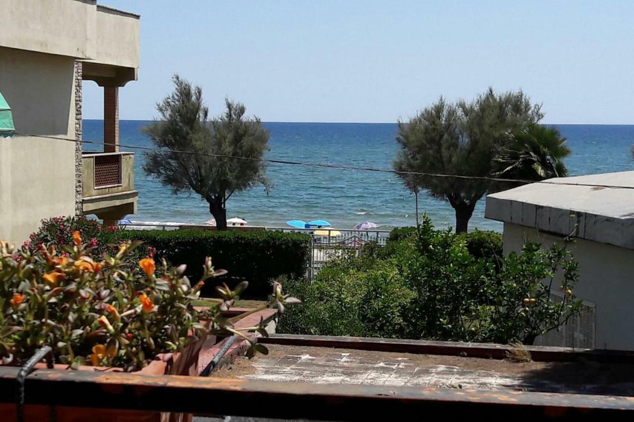 Villa Stella di Mare Terracina Esterno foto